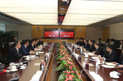 苏宁小店跨界合作 上架中国人寿保险产品，重塑社区零售新生态